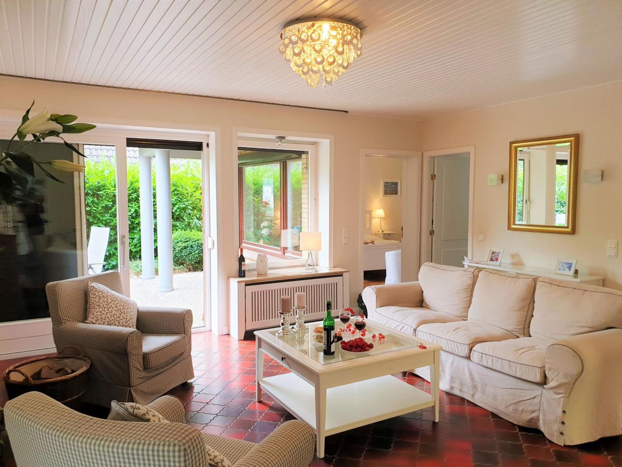 Fewo1846 - Villa Westerallee - Bungalow Mit Drei Schlafzimmern Und Garten Фленсбург Экстерьер фото